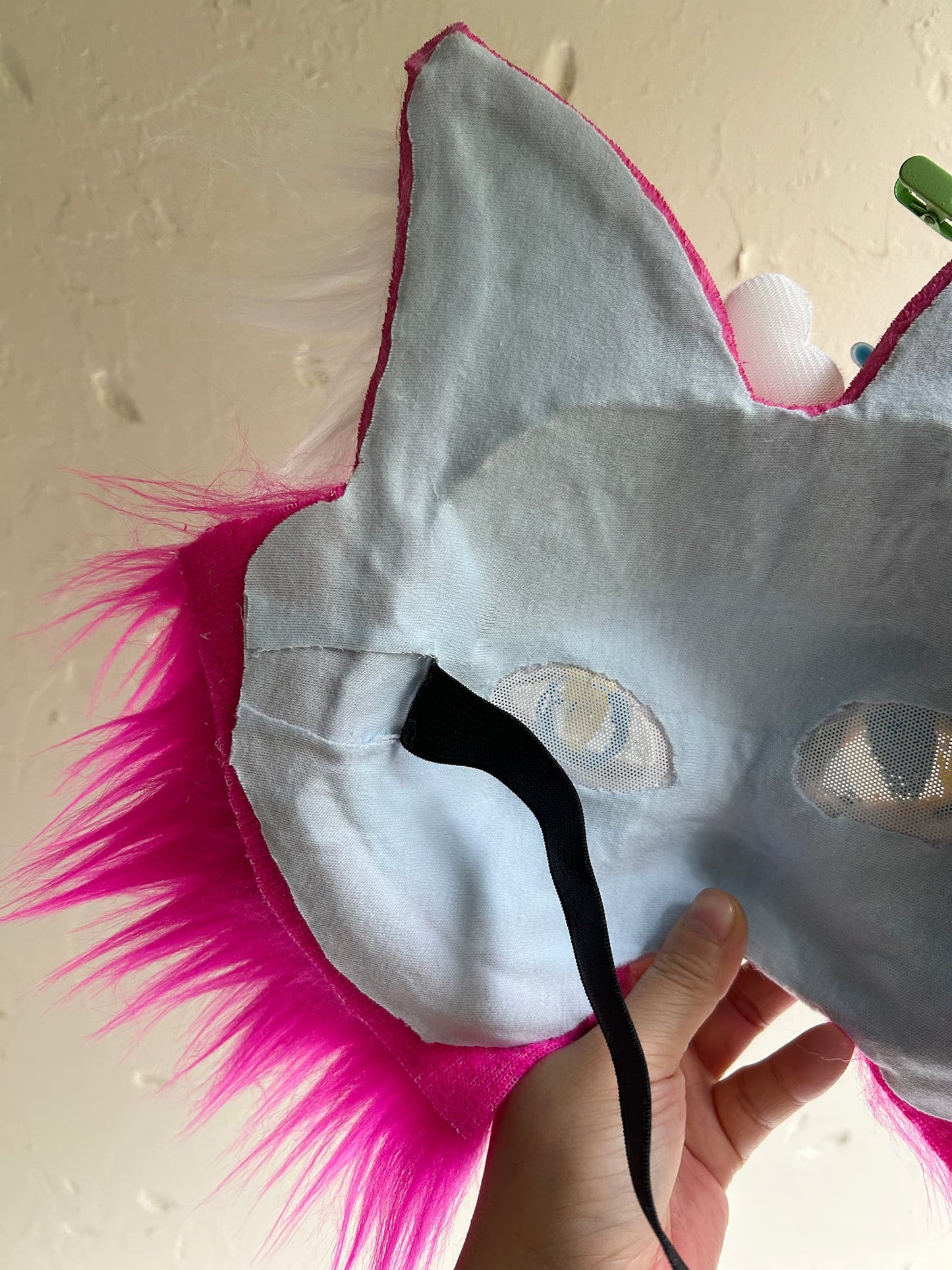 Rose red sweet and cute Therian cat mask 01.