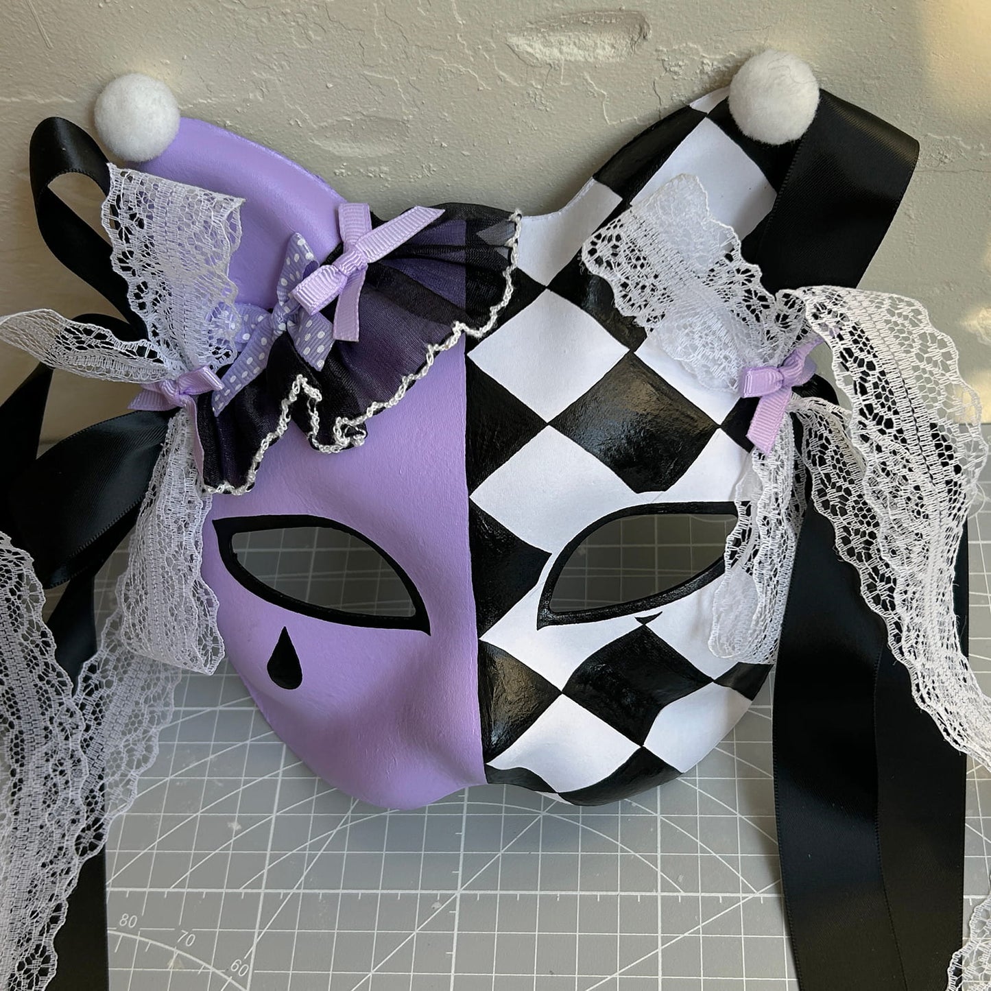 Hand-painted Purple Checkered Masquerade cat mask kabuki 01