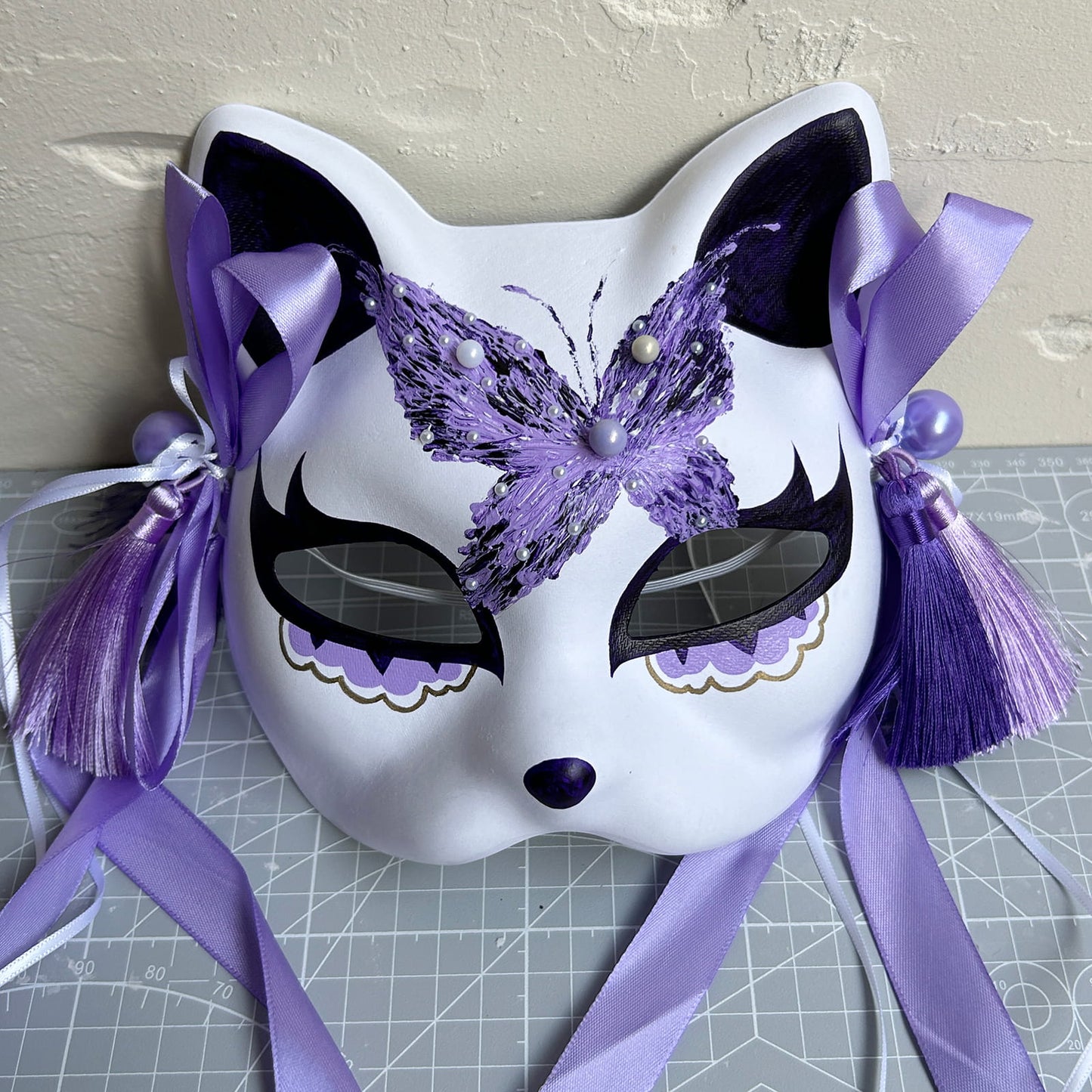Hand-painted butterfly Masquerade cat mask kabuki 01