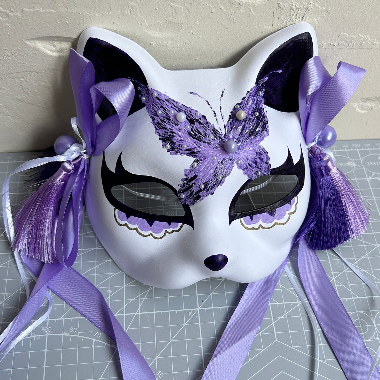 Hand-painted butterfly Masquerade cat mask kabuki 01