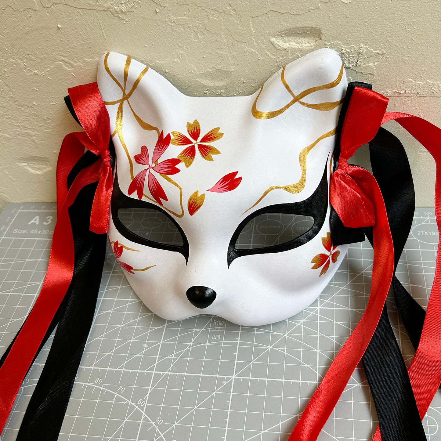 Hand-painted cool sakura cat mask 01