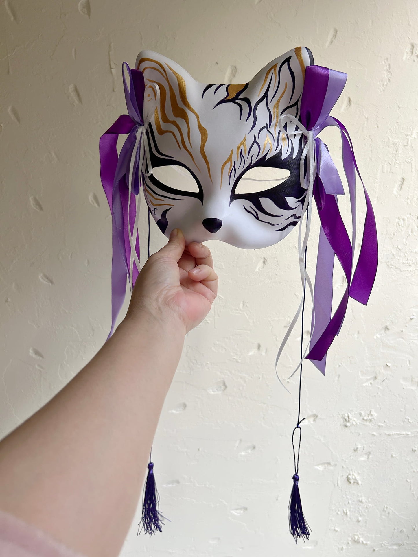 Hand-painted cute Masquerade cat mask kabuki 01