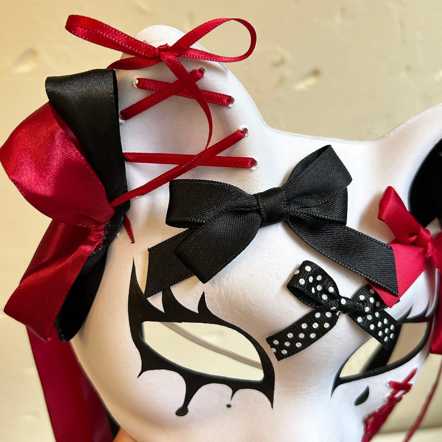 Handmade Masquerade cat mask kabuki 04