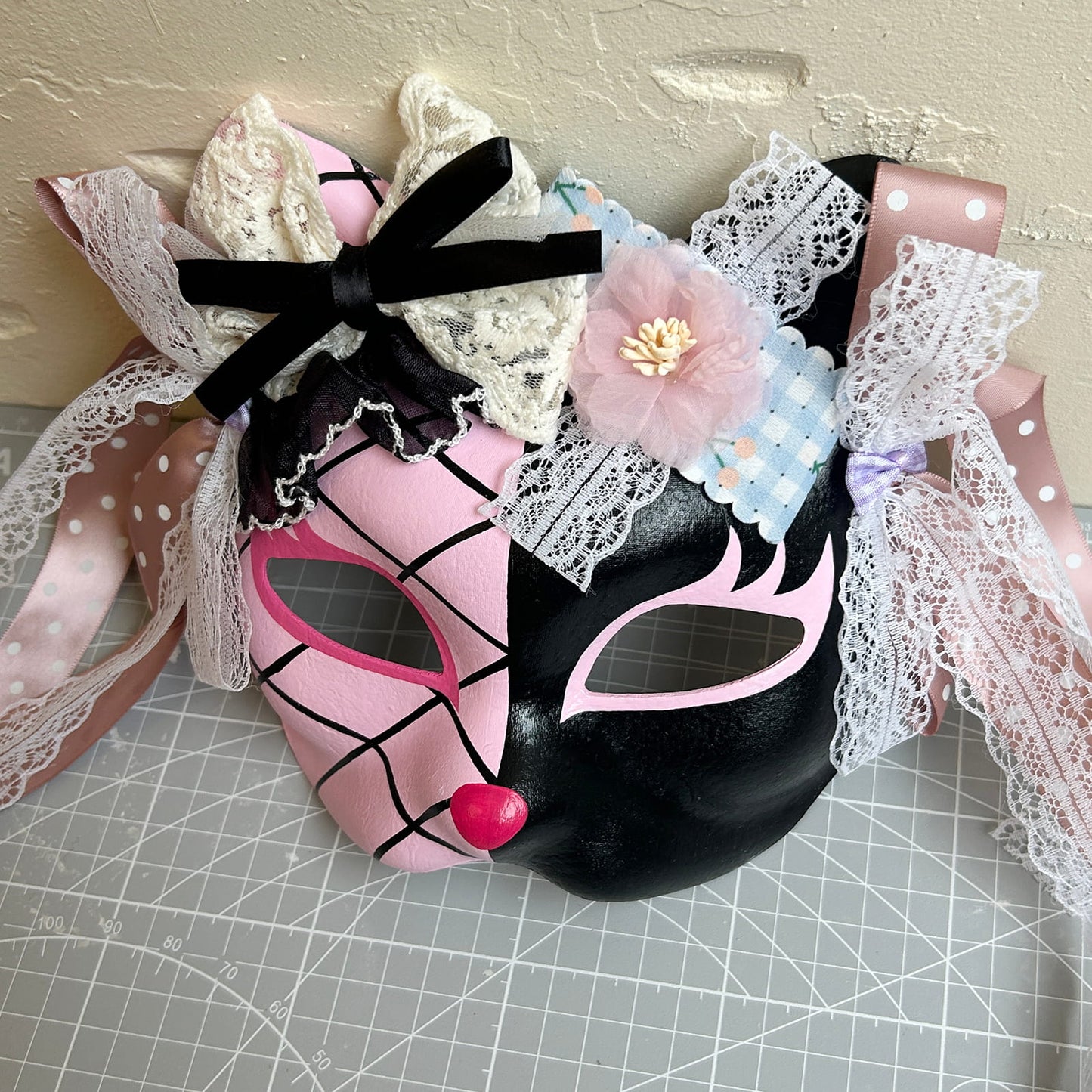 Handmade Masquerade cat mask kabuki 12
