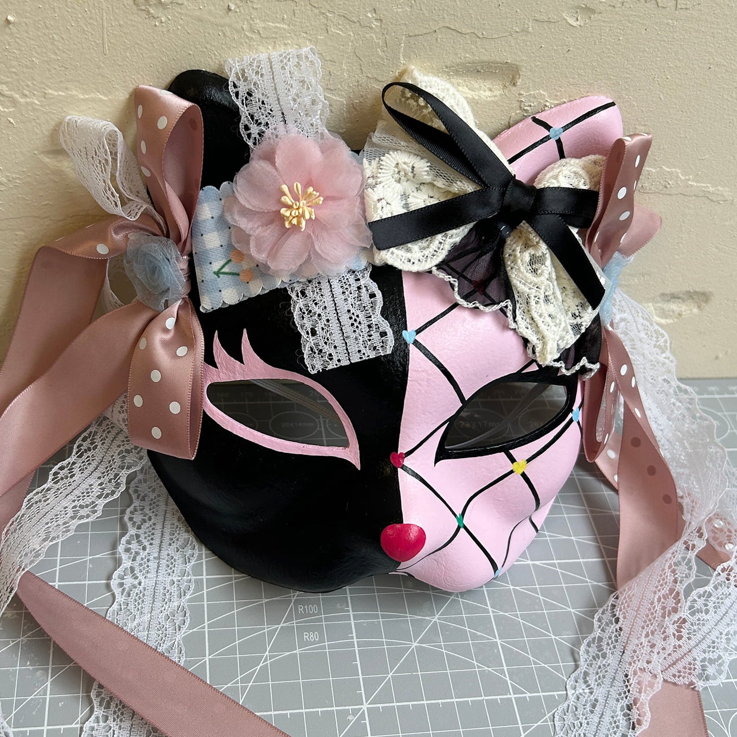 Handmade Masquerade cat mask kabuki 13