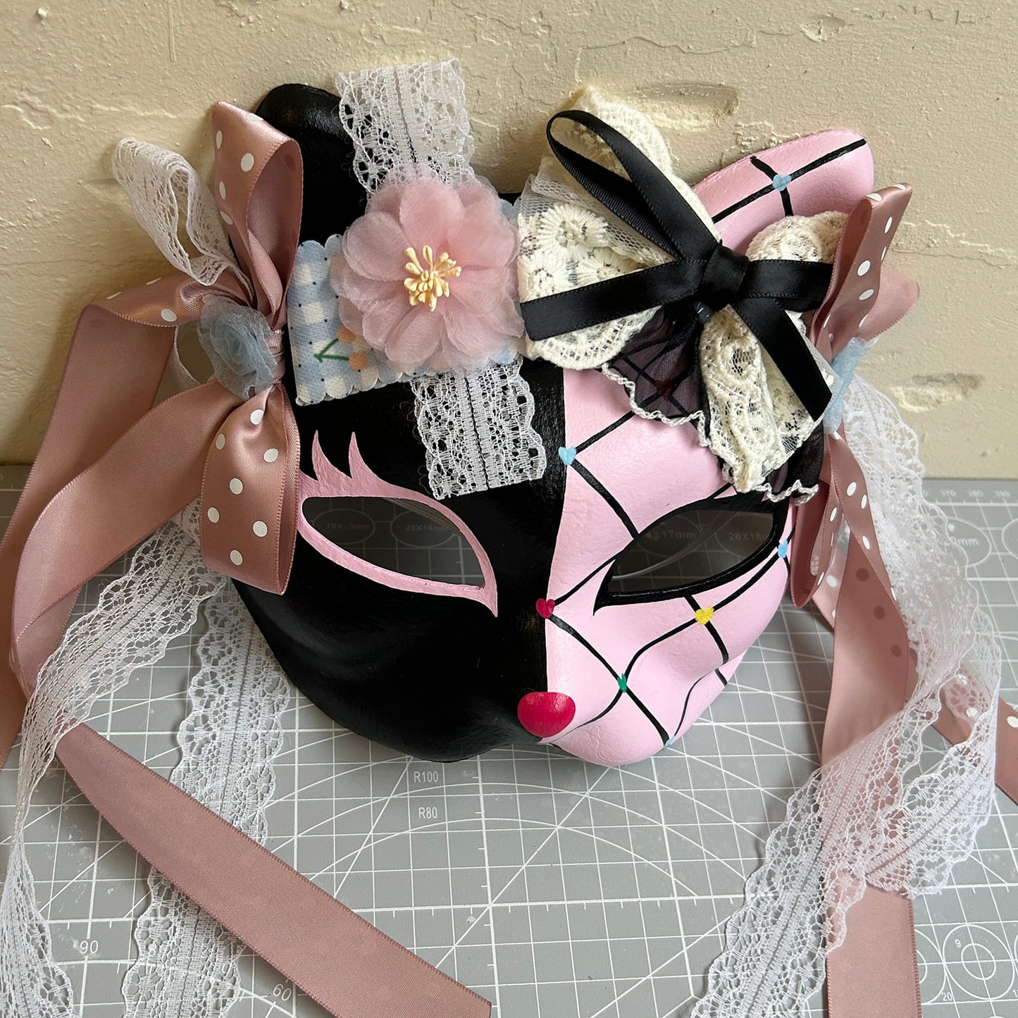 Handmade Masquerade cat mask kabuki 13