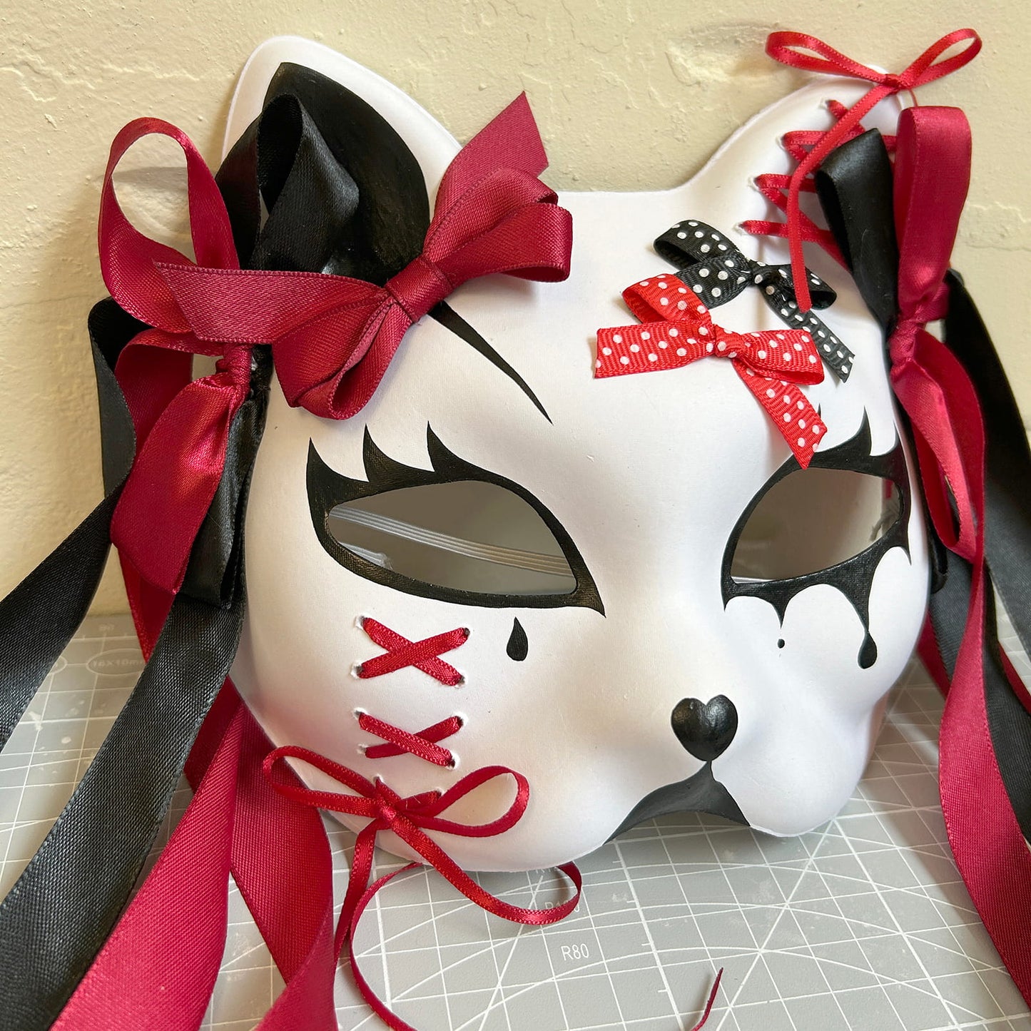 Kabuki cat Mask for Masquerade Costume 01