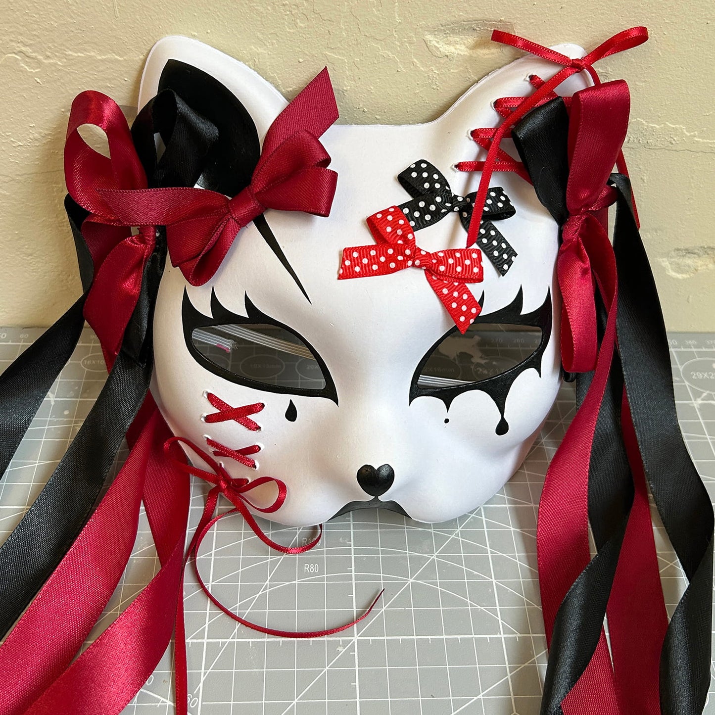 Kabuki cat Mask for Masquerade Costume 01