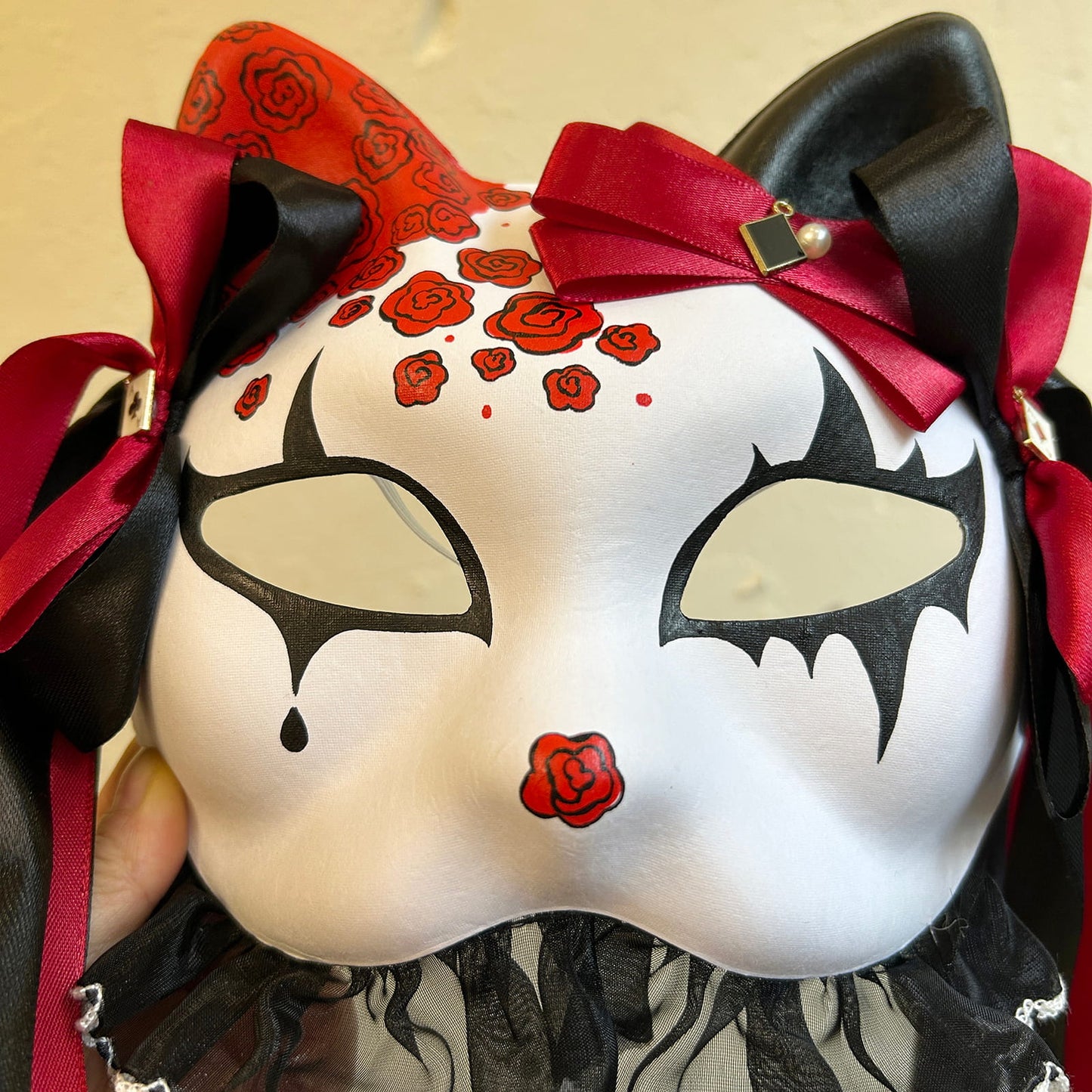 Masquerade Rose cat mask Kitsune spirit kabuki 02