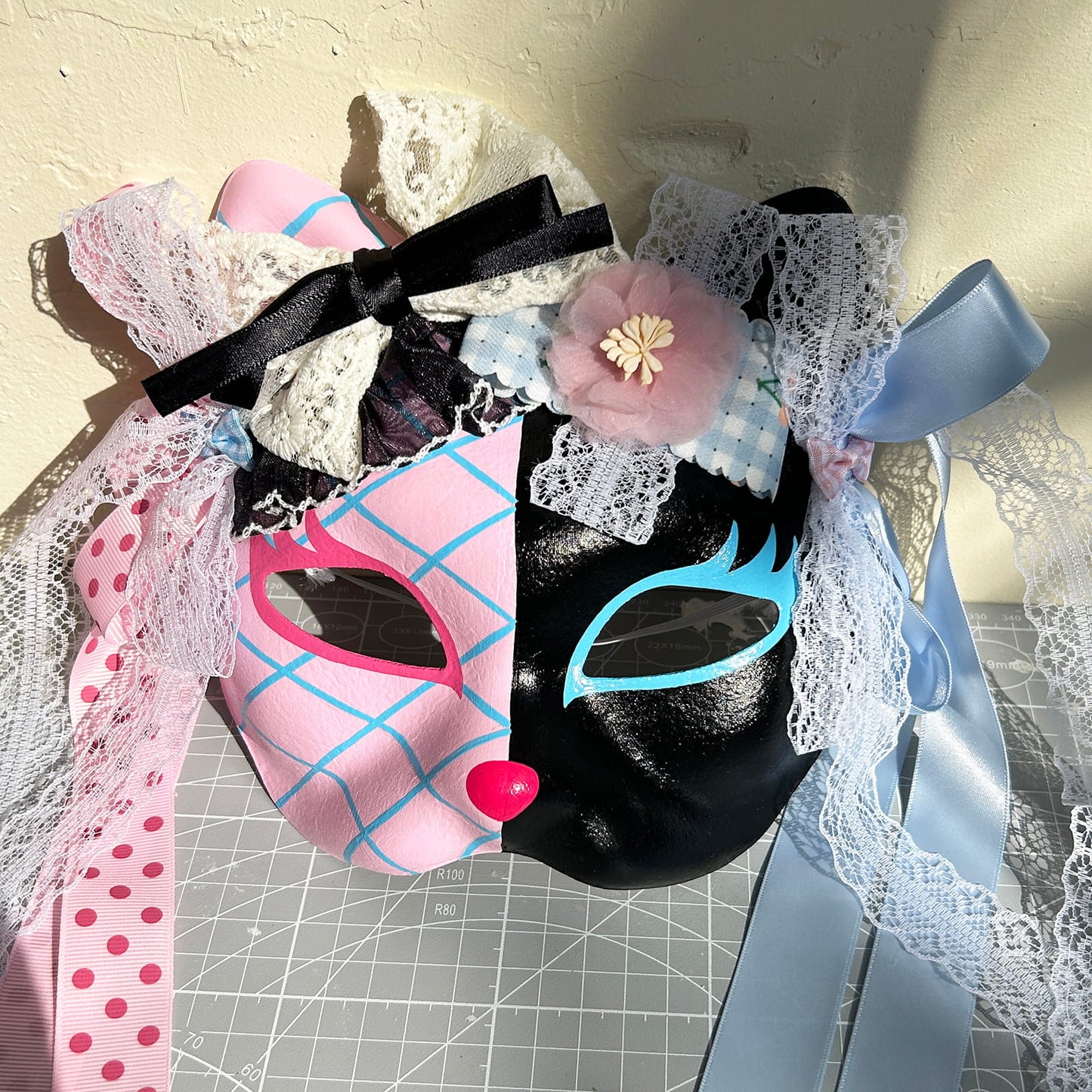 Original design handmade  Pink Check cat mask  kabuki 01