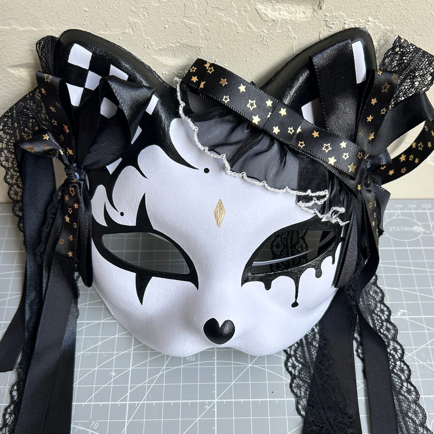 Original handmade cute and cool cat mask, Masquerade Kabuki 04