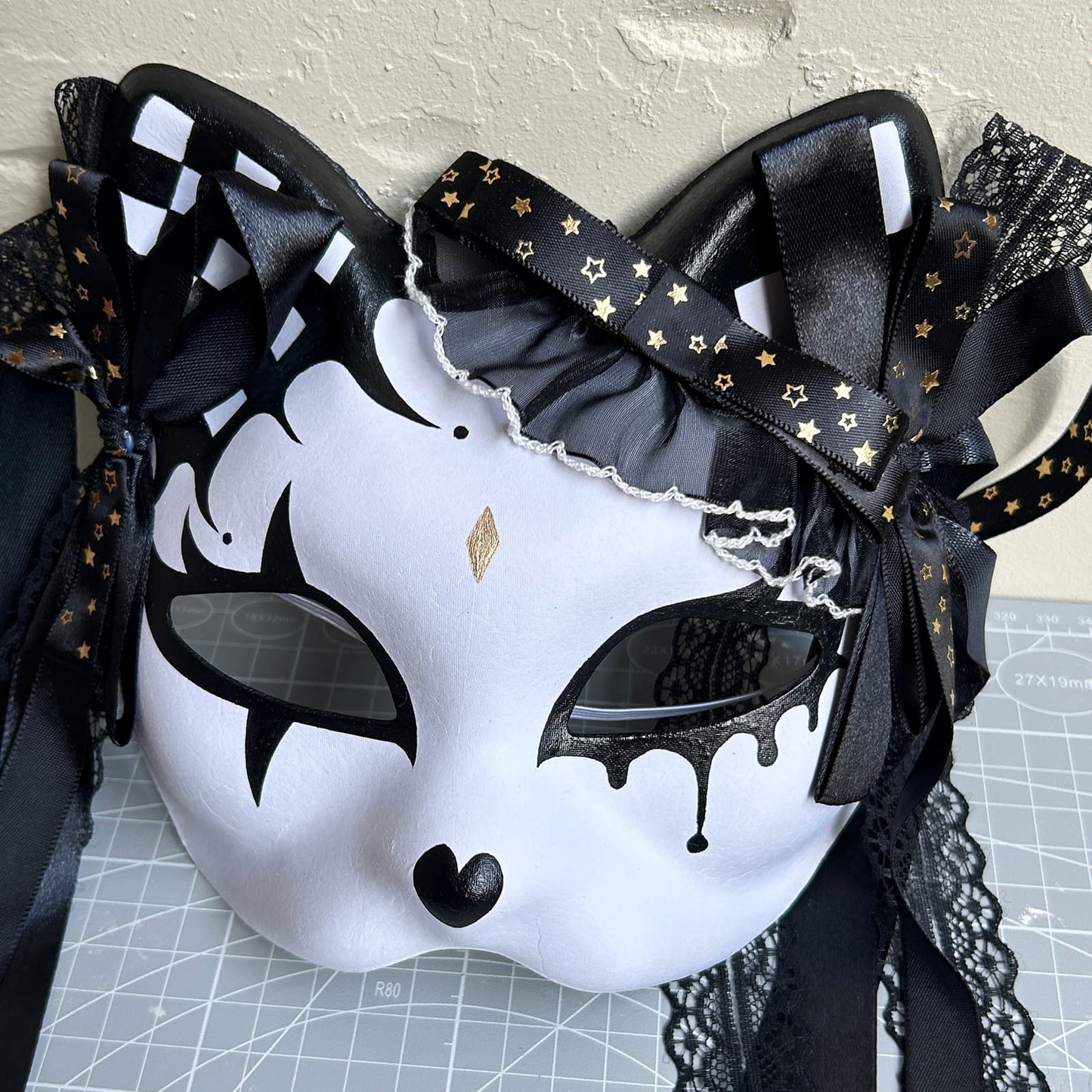 Original handmade cute and cool cat mask, Masquerade Kabuki 04