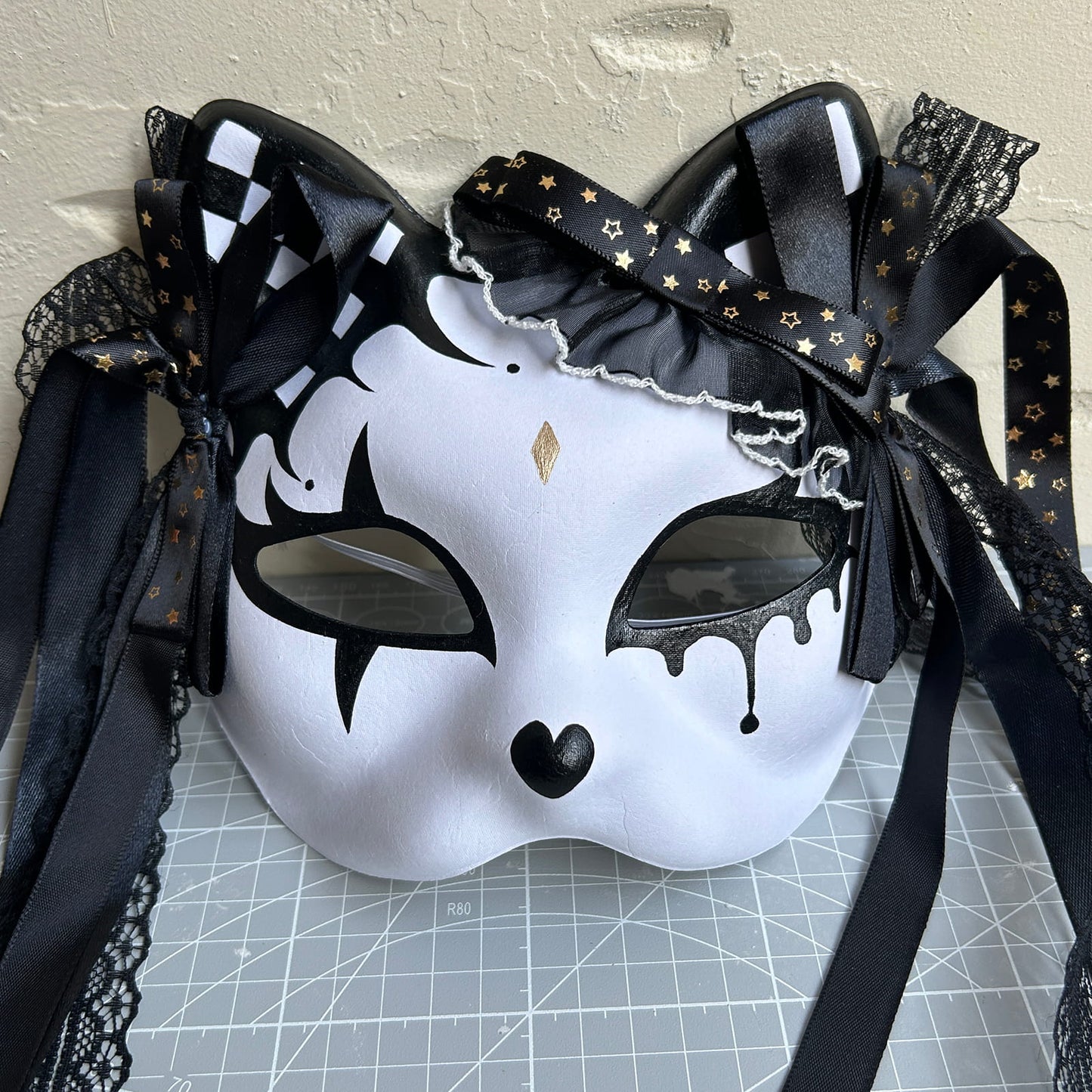 Original handmade cute and cool cat mask, Masquerade Kabuki 04