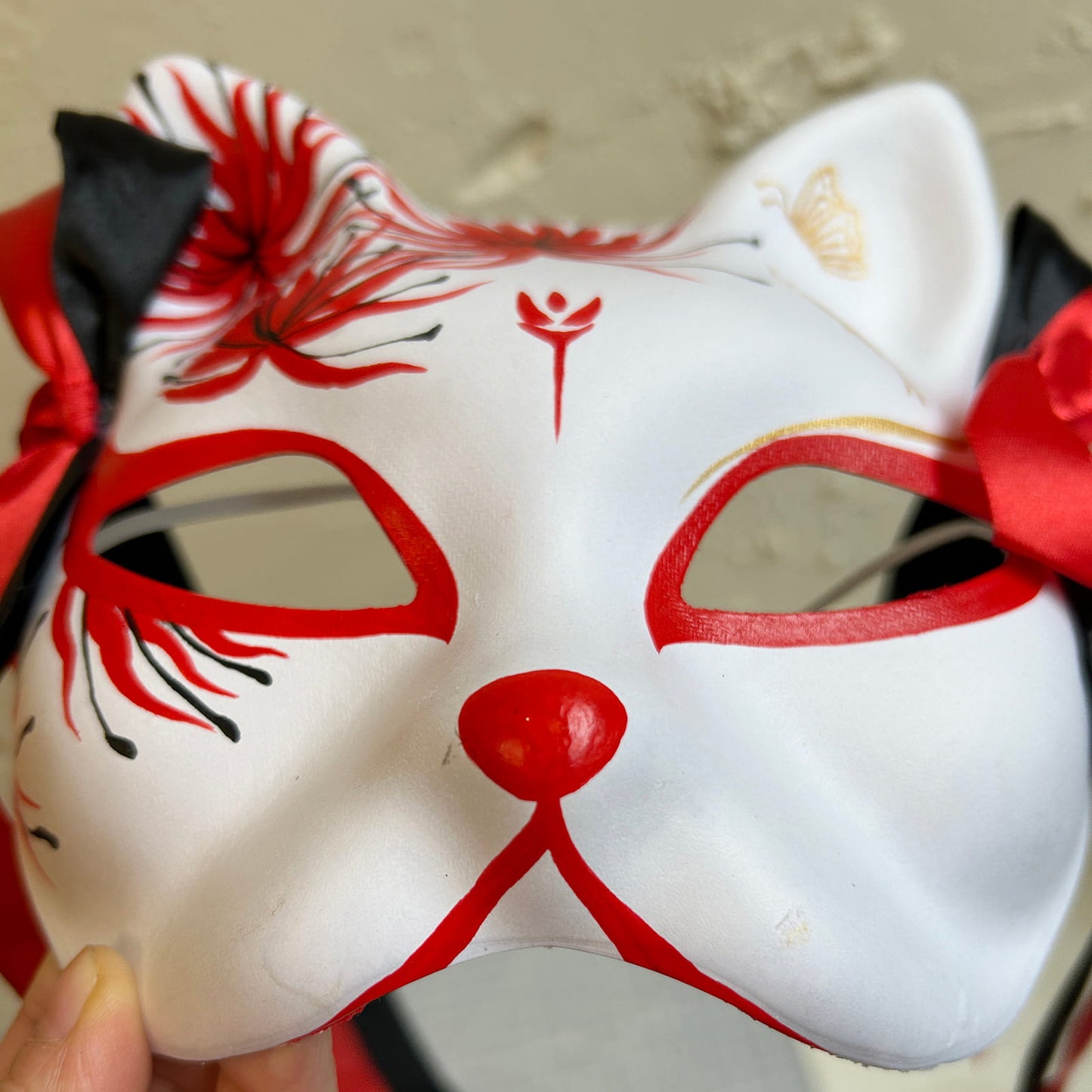 Red spider lily  cat mask Kitsune kabuki 02