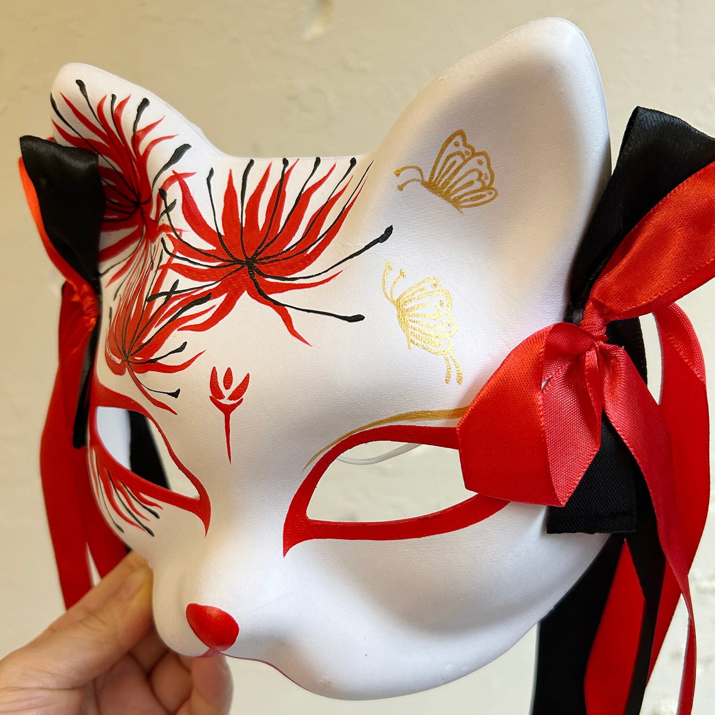 Red spider lily  cat mask Kitsune kabuki 02