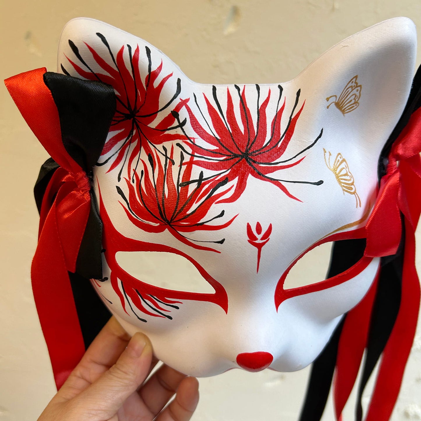 Red spider lily  cat mask Kitsune kabuki 02