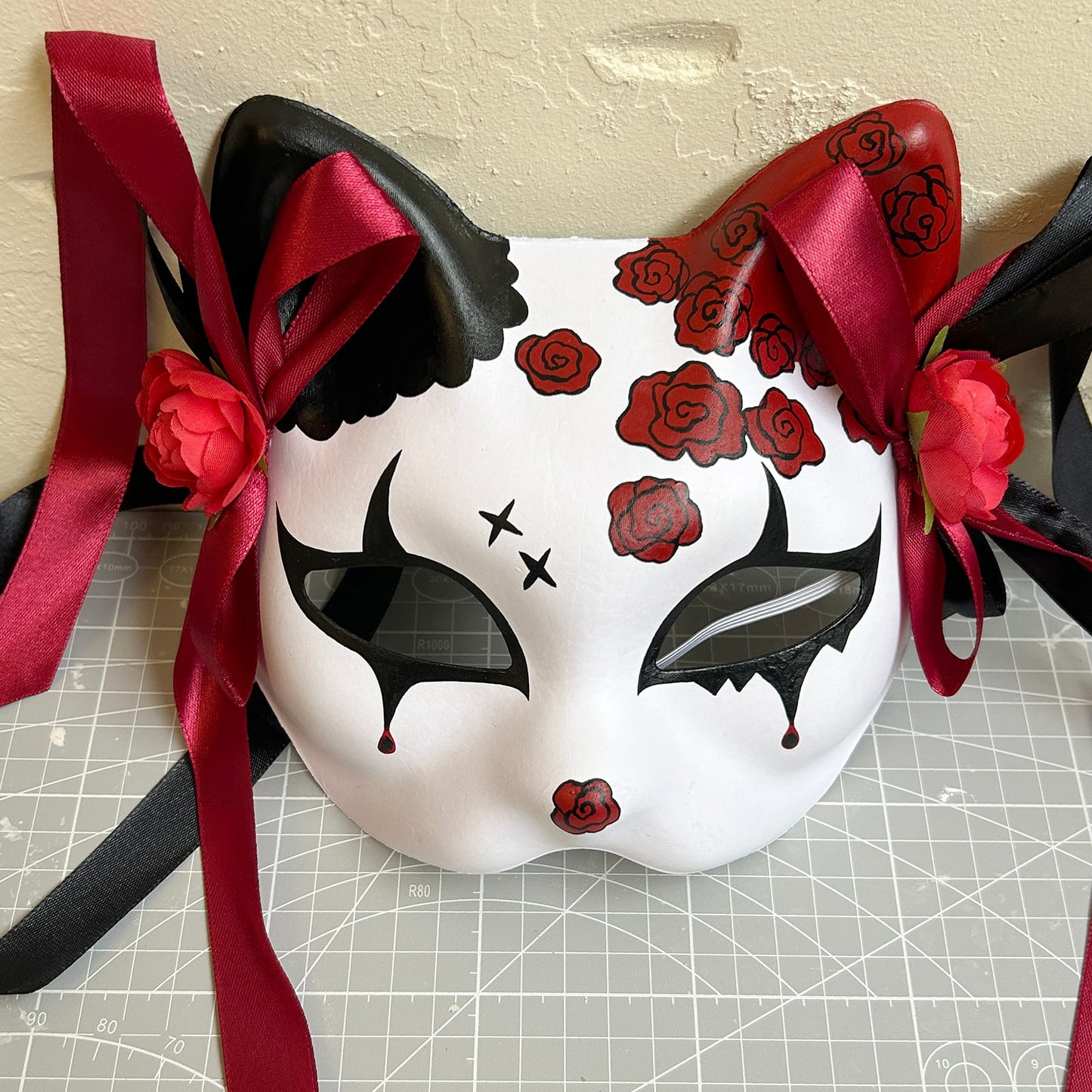 Rose Halloween Masquerade cat mask kitsune spirit kabuki  02