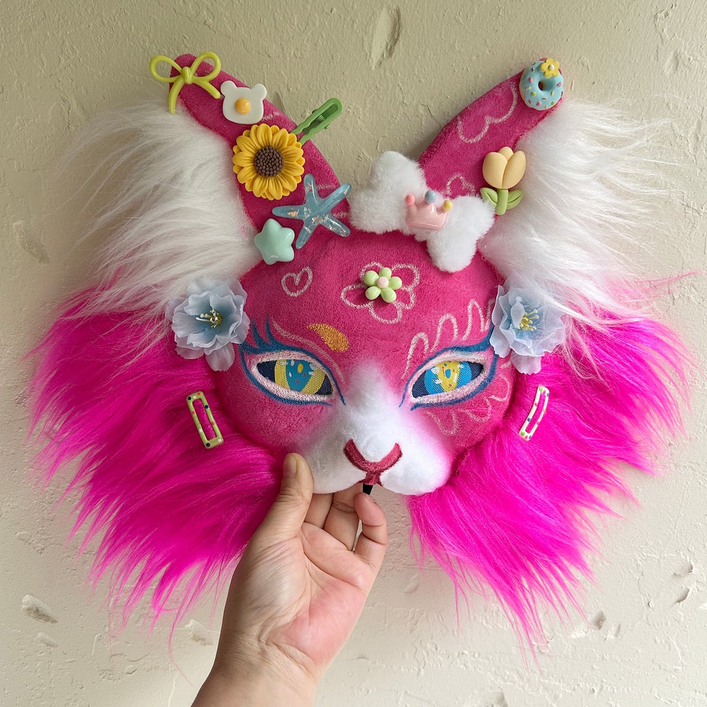 Rose red sweet and cute Therian cat mask 01.