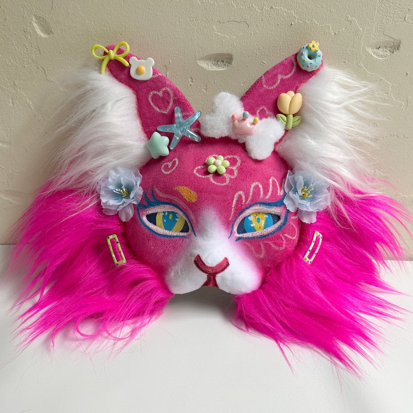 Rose red sweet and cute Therian cat mask 01.