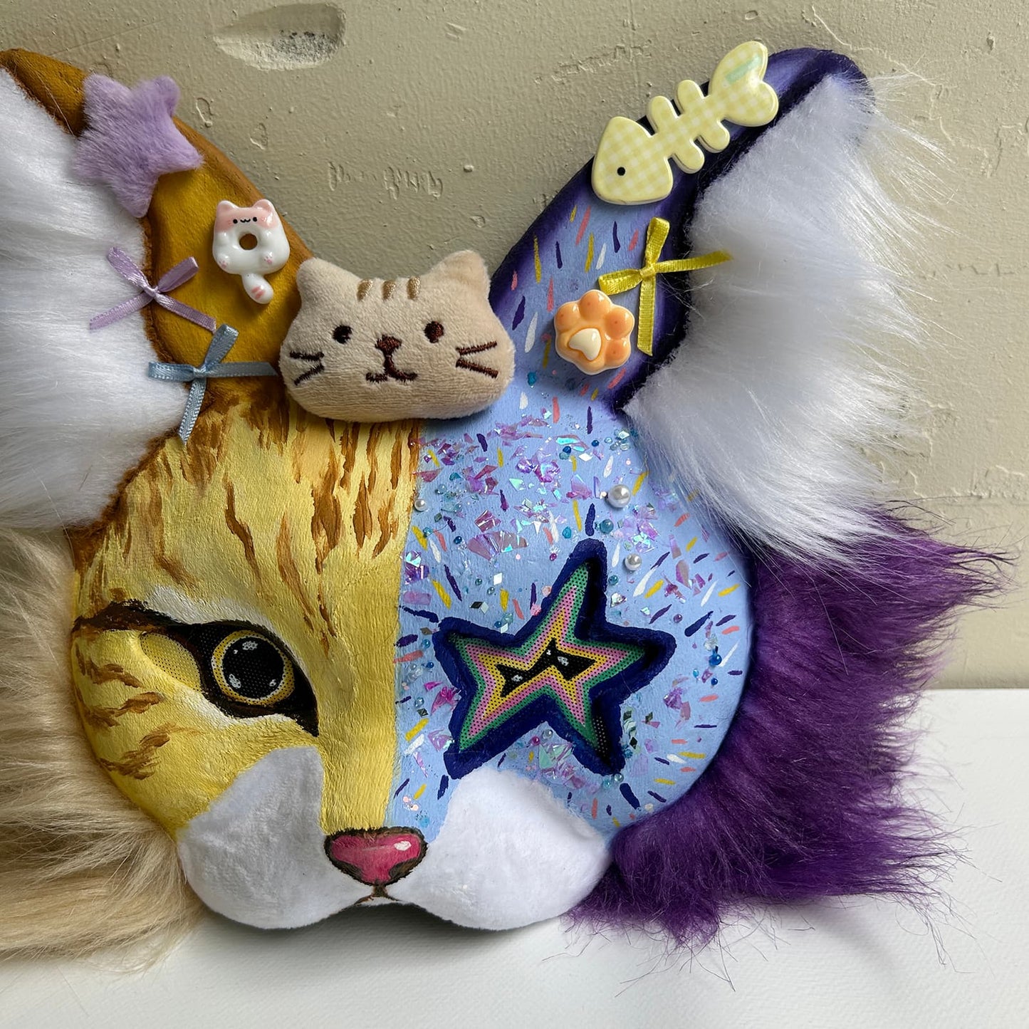 Yellow and purple star-eyed Therian cat mask 01