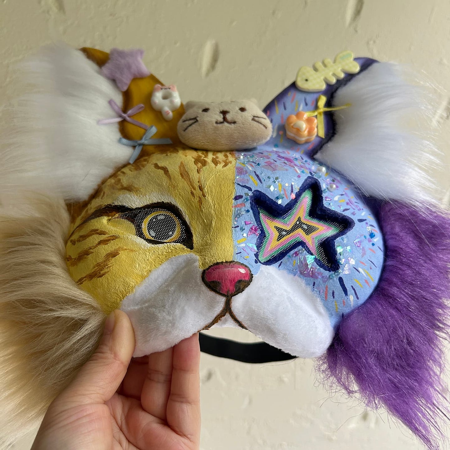Yellow and purple star-eyed Therian cat mask 01